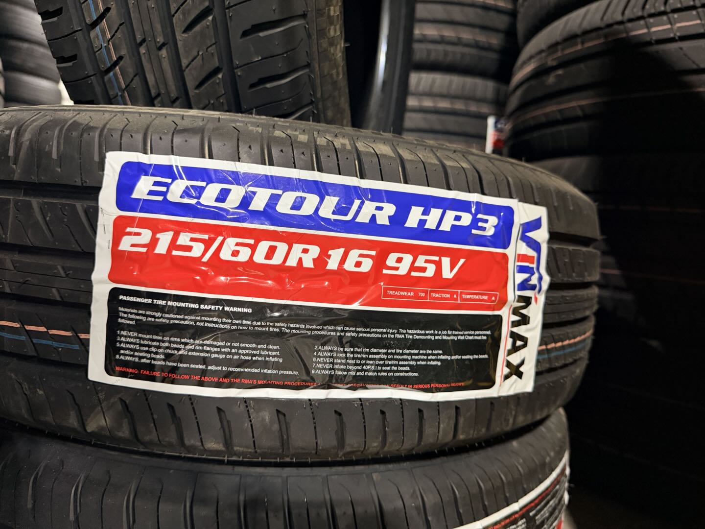 215/60r16 95v ECOTOUR HP3 all season Vinmax