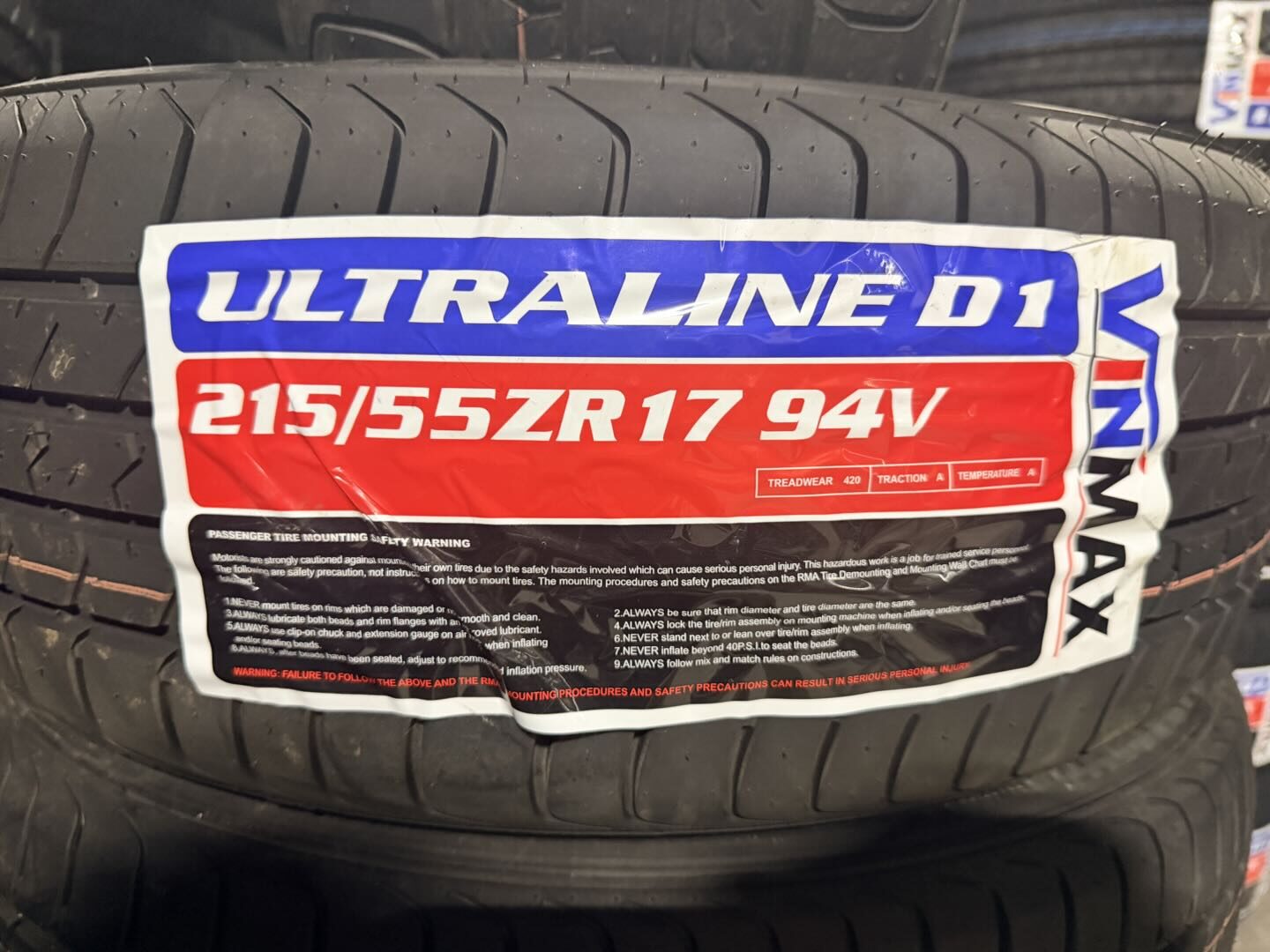 215/55r17 94v ULTRALINE D1 all season Vinmax