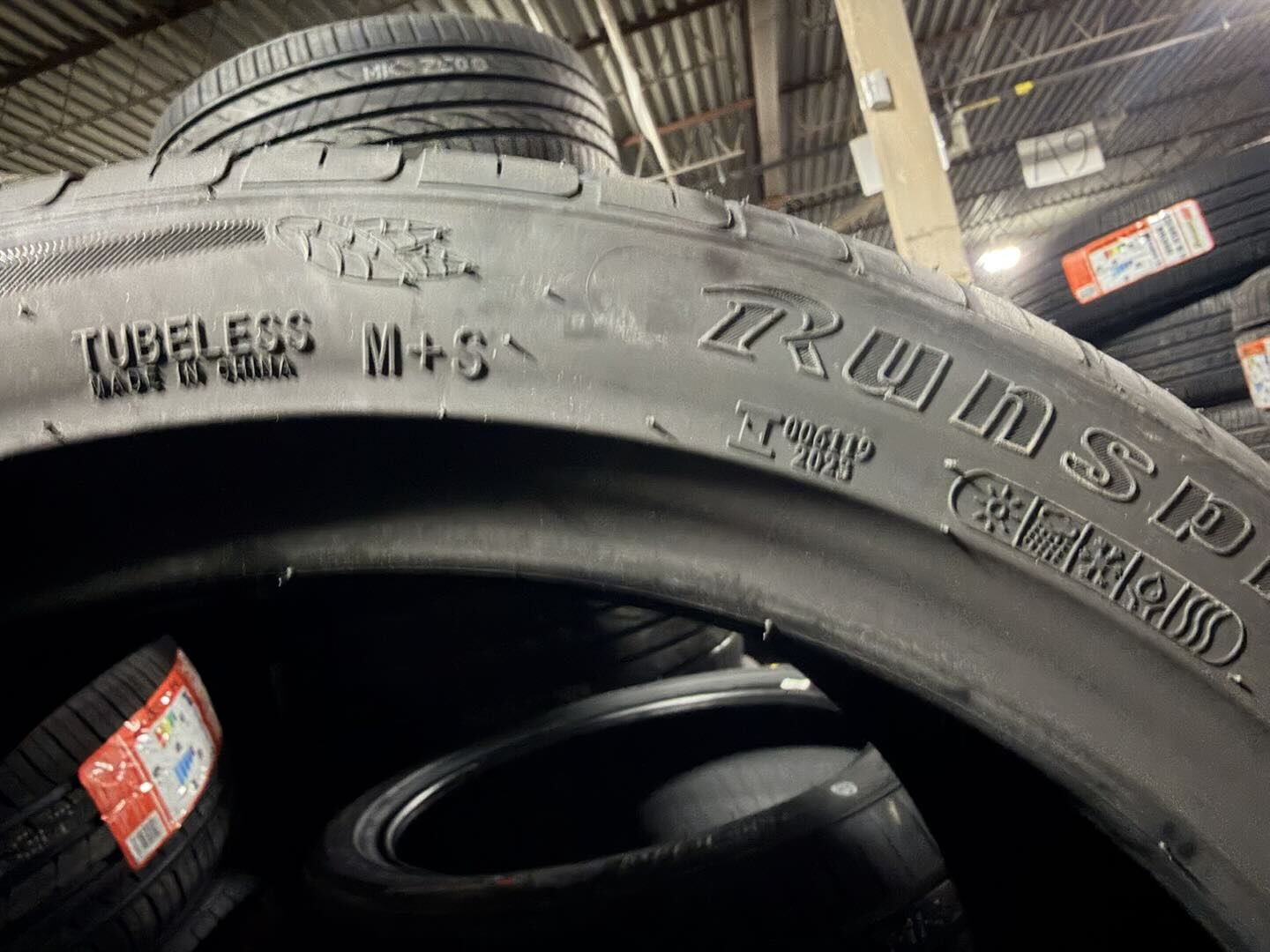 215/45zr17 91w RUNSPIRIT all season Mileking