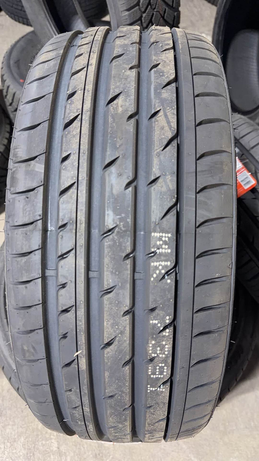 215/35zr19 85w mk927 Mileking