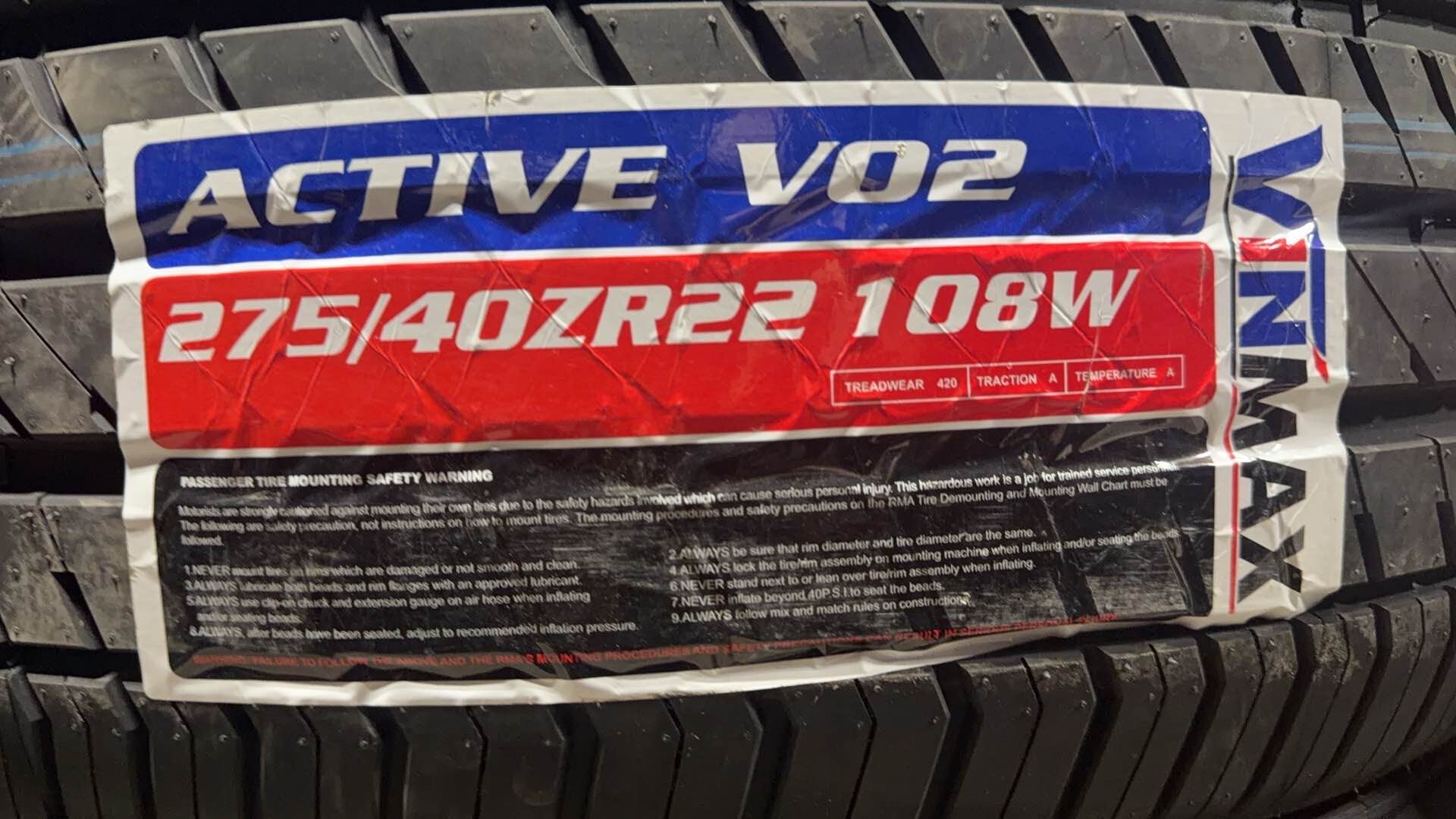275/40zr22 108w ACTIVE V02 all season Vinmax