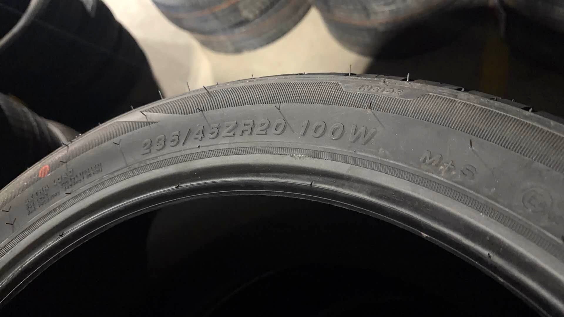 235/45zr20 100w ACTIVE V02 all season Vinmax