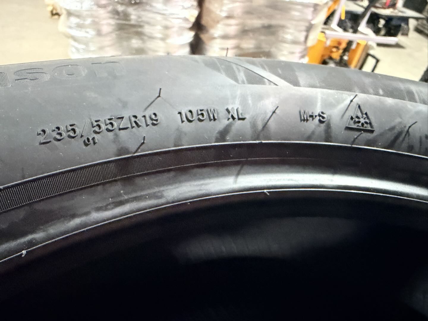 235/55zr19 105w mk625 all season Mileking