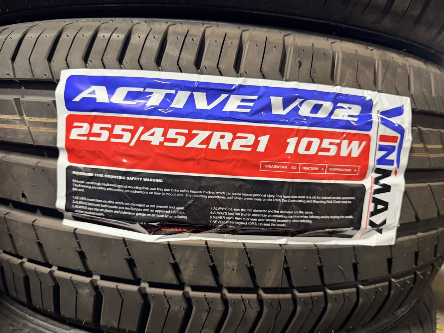 255/45zr21 105w ACTIVE V02 all season Vinmax
