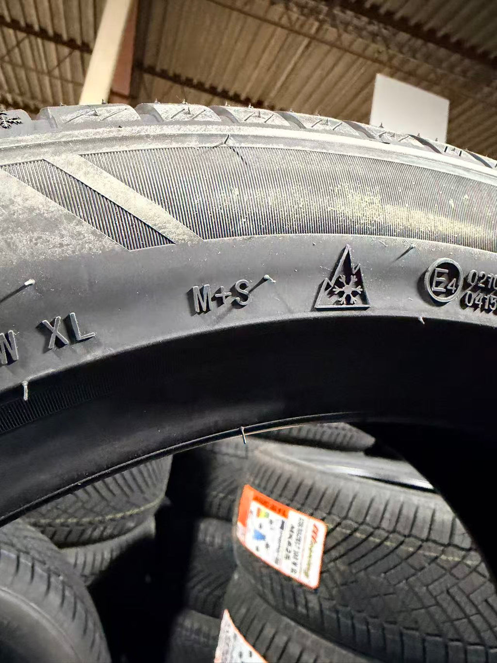 215/50zr17 95w mk625 all season Mileking